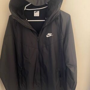 Nike NWOT Windbreaker hooded